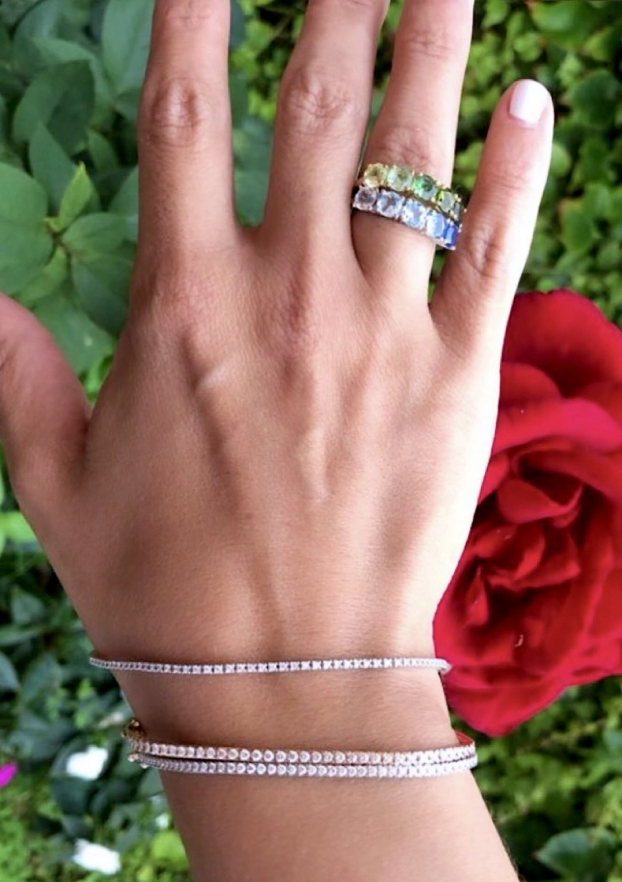 1.4 MINI RIVIÊRE 18K gold tennis bracelet with diamonds.