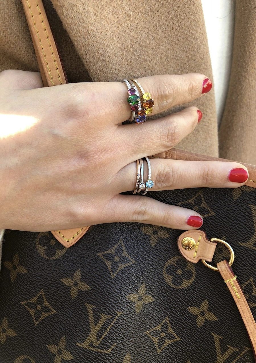 Anel MINI RAINBOW ouro branco 18K diamantes e tsavorita.