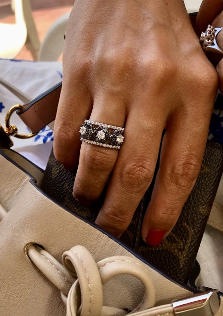 GENEVA 18K white gold ring with black & white diamonds.