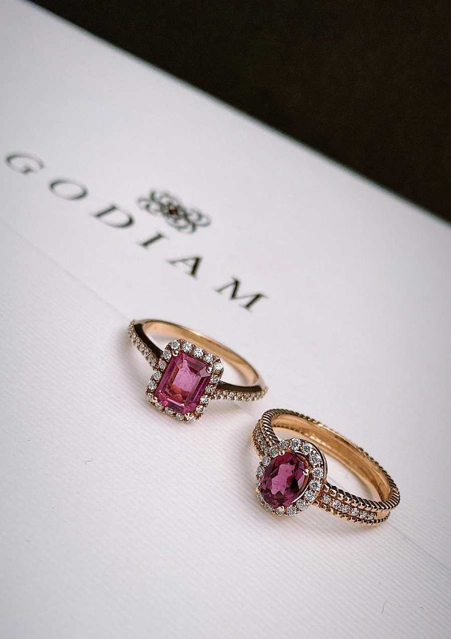 Bague PATRICIA or rose 18K diamants et tourmaline rubellite.