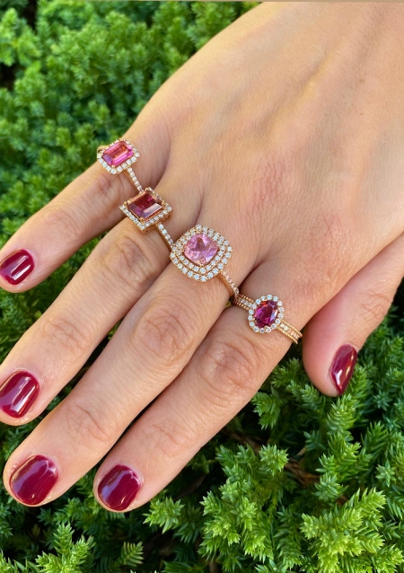 Anillo PATRICIA en oro rosa de 18K con diamantes y turmalina rubelita|Anillos con Otras Gemas Naturales|Godiam Alta Joyería