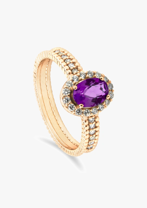 PATRICIA 18K rose gold with brilliant cut diamonds crowned by an oval cut amethyst halo ring
