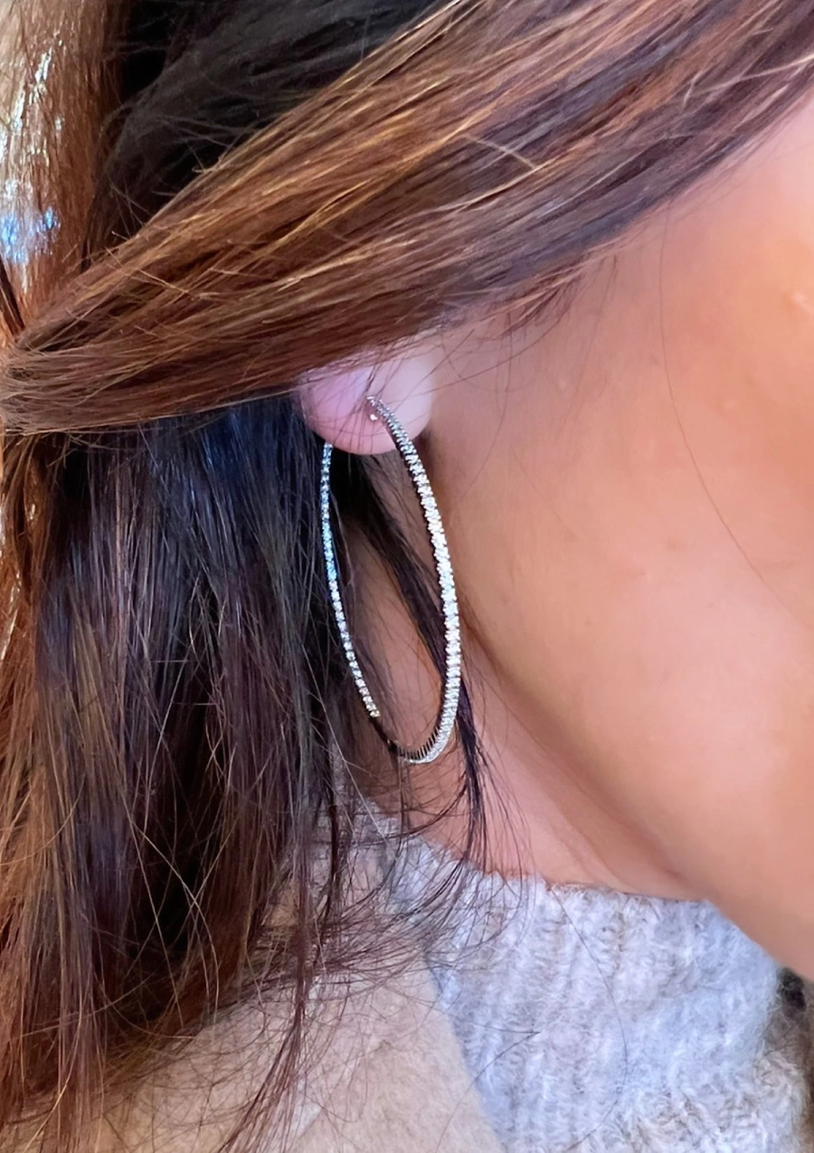 Boucles d'oreilles XTRA BIG ROUND HOOPS or 18K et diamants.