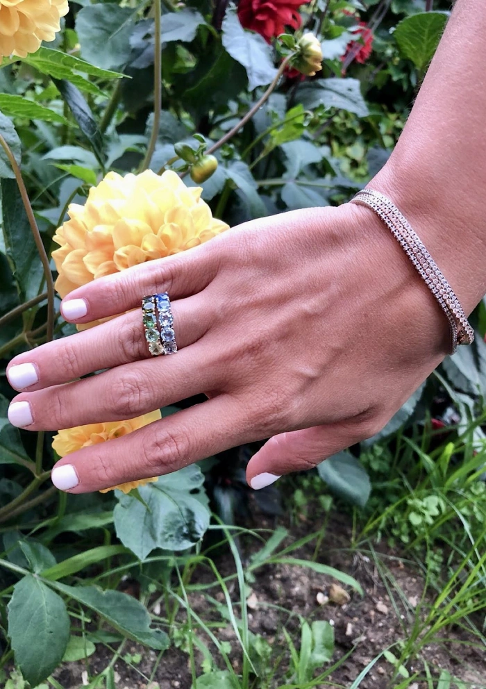 Bague GREEN DEGRADÊ or jaune 18K avec tourmalines vertes.