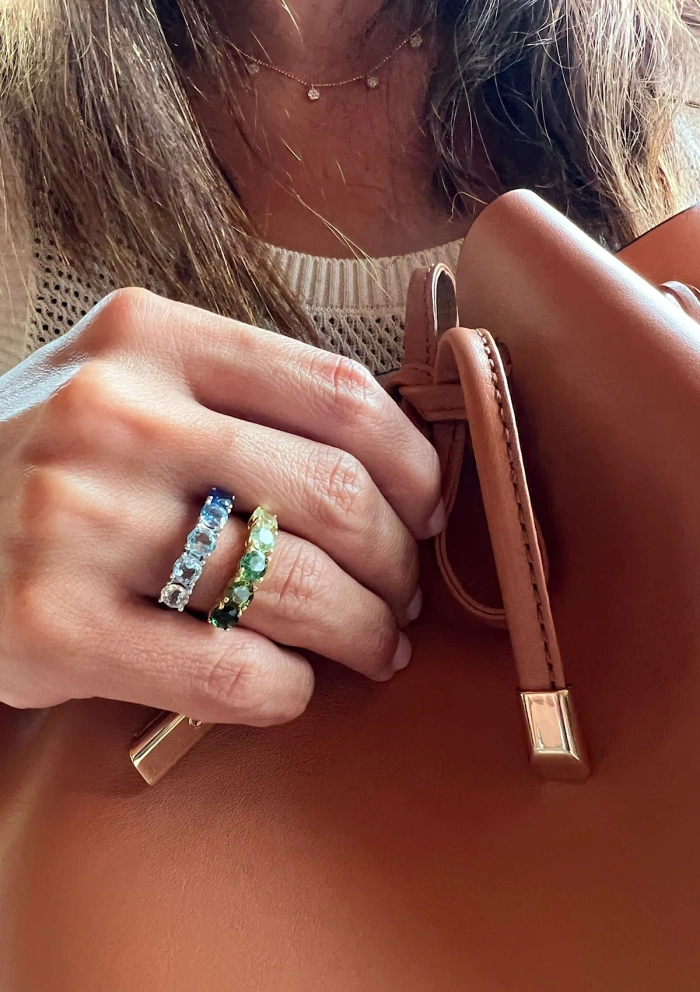 Bague GREEN DEGRADÊ or jaune 18K avec tourmalines vertes.