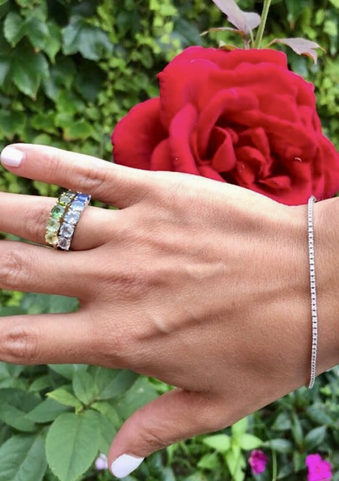 Bague GREEN DEGRADÊ or jaune 18K avec tourmalines vertes.
