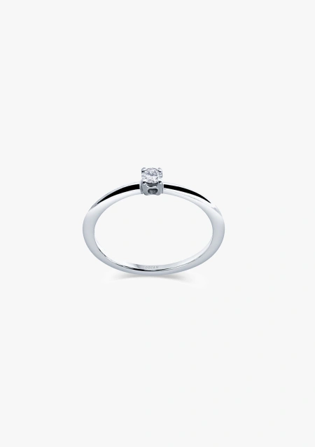 SUNFLOWER 18K white gold diamond solitaire ring.