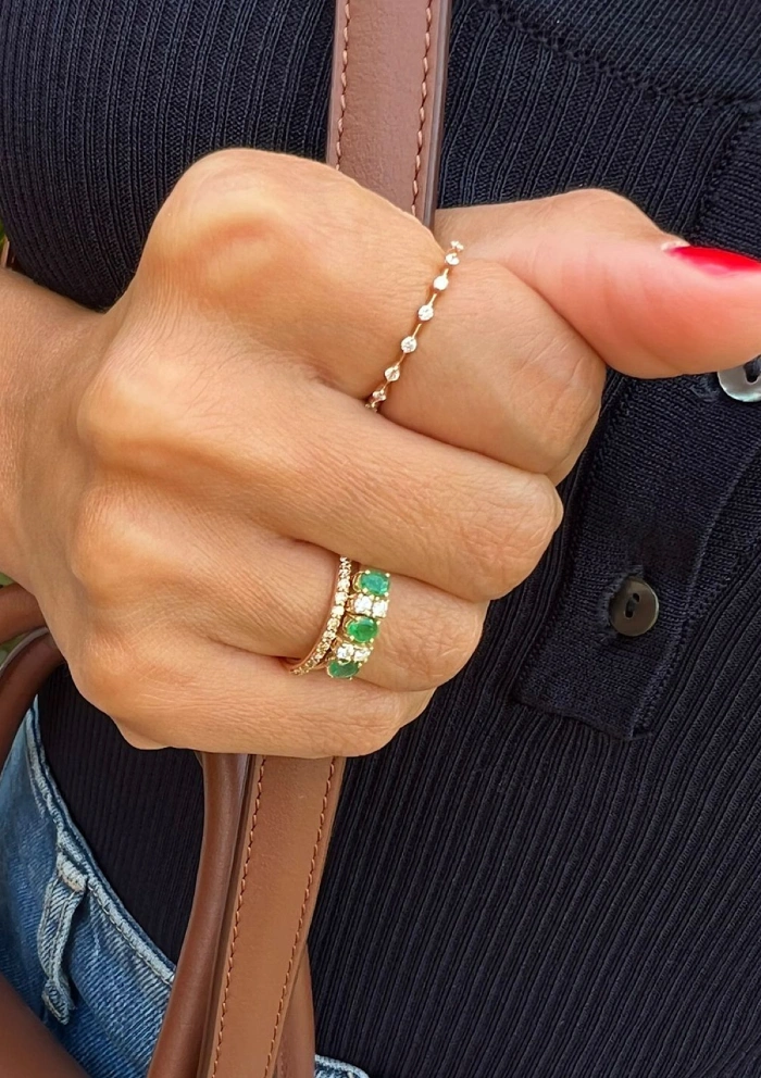 LAURA 18K yellow gold with diamonds and emeralds ring.