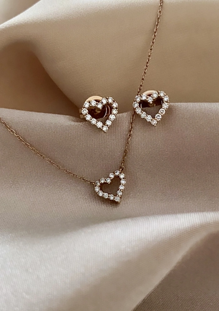 Colgante COEUR en oro de 18K y diamantes|Colgantes|Godiam Alta Joyería