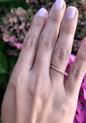 TRENZA 18K yellow gold twisted hoop wedding band 2