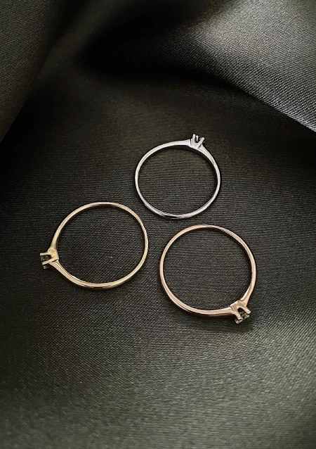 Anillo solitario LUGANO en oro rosa de 18K y diamante|Anillos de Diamantes|Godiam Alta Joyería