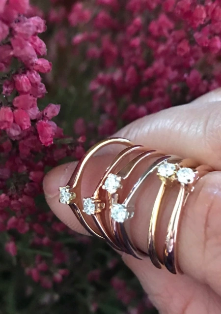 Bague LUGANO en or rose 18K et diamant taille brillant.