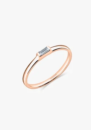 EVA 18K rose gold with a single baguette cut diamond wedding band solitaire ring