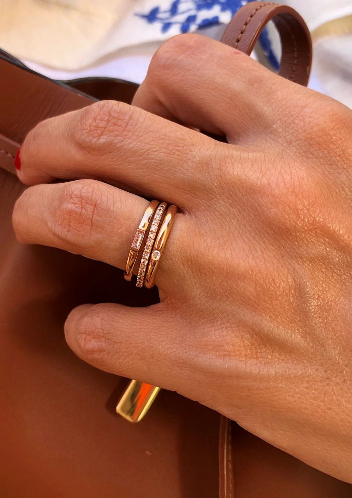 EVA 18K rose gold with baguette cut diamond wedding ring.