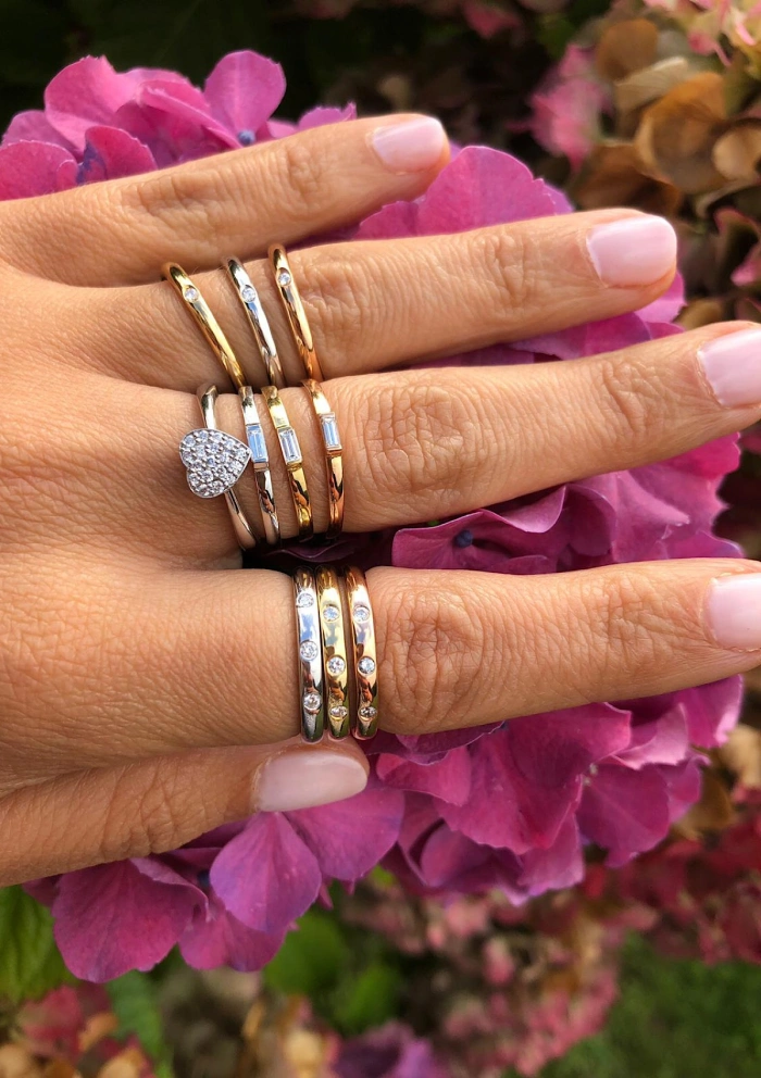 EVA 18K rose gold with baguette cut diamond wedding ring.