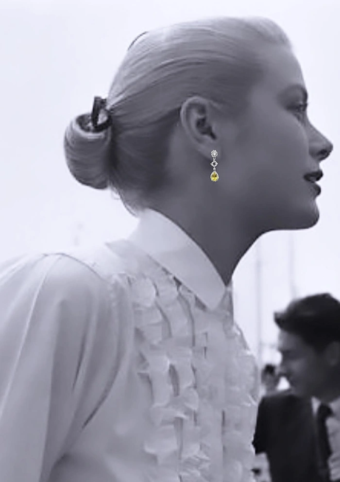 AIDA 18K white gold with diamonds and beryls long earrings,