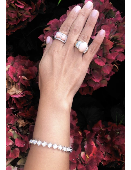 Bague PINK TWINS en or blanc 18K diamants et coraux roses.