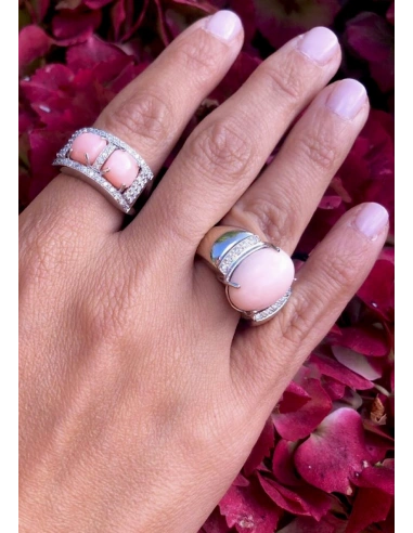 Bague PINK TWINS en or blanc 18K diamants et coraux roses.