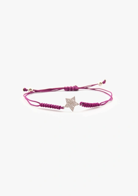 Pulsera charm CÍES en oro blanco de 18K con pavé de diamantes talla brillante e hilo macramé
