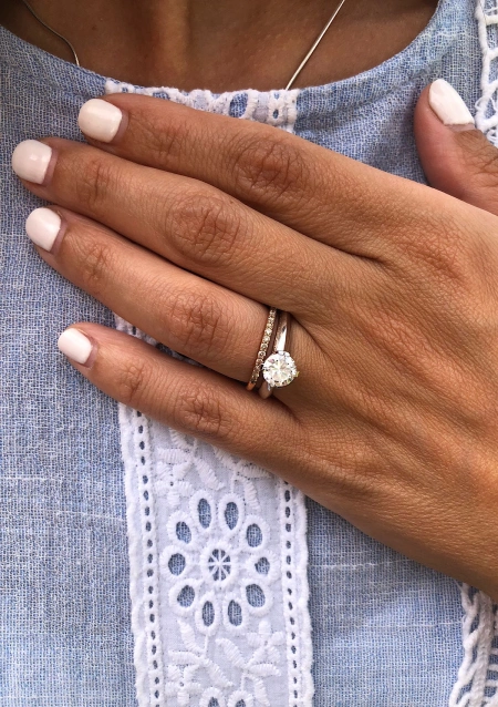 Bague solitaire CORUÑA en or blanc 18K et diamant de 1,22ct.