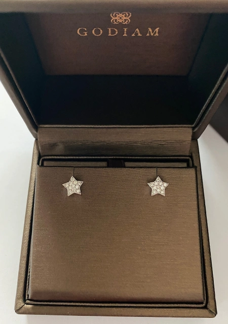 Boucles d'oreilles ESTRELLA en or 18K et pavé de diamants.