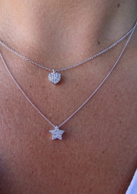 Pendentif ESTRELLA en or 18K et diamants taille brillant.
