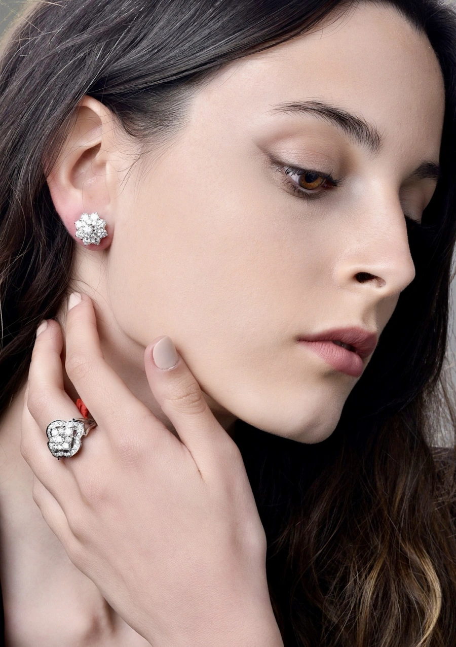 HORTENSIA 18K white gold 3-tier diamond rosette earrings.