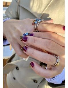 Bague TRIBECA or jaune 18K diamants iolite et tourmalines. 2