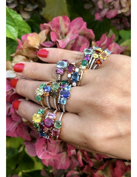 Anillo trilogía TRIBECA en oro blanco de 18K con diamantes, topacio London y turmalinas|Anillos con Otras Gemas Naturales|Godiam Alta Joyería