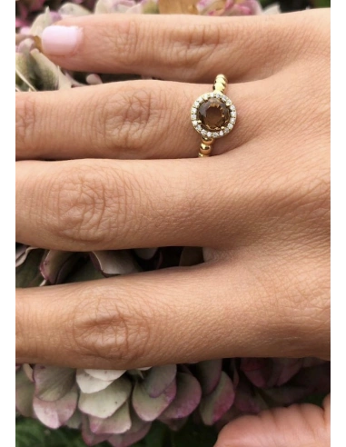 BURBUJAS 18K yellow gold diamonds and tourmaline halo ring.
