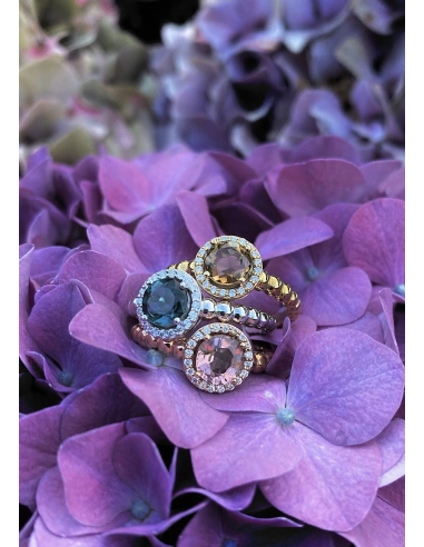 BURBUJAS 18K yellow gold diamonds and tourmaline halo ring.