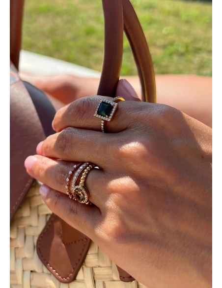 BURBUJAS 18K yellow gold diamonds and tourmaline halo ring.