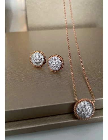 Boucles d'oreilles PILAR or 18K et diamants taille brillant.