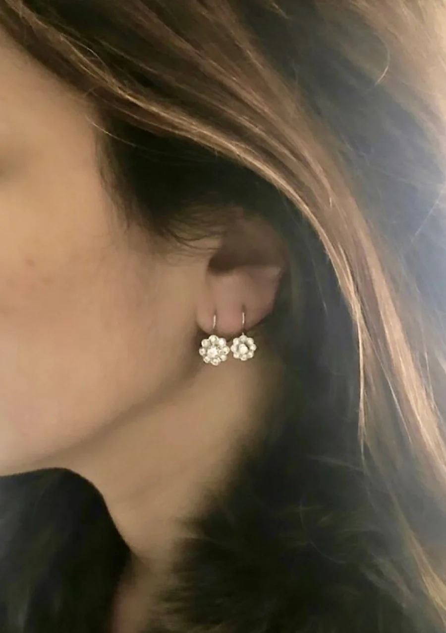 Brincos MARGARITA BABY ouro branco 18K e roseta diamantes.