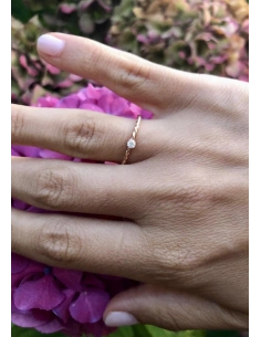 Bague solitaire TWISTY en or rose 18 carats et diamant taille brillant 2