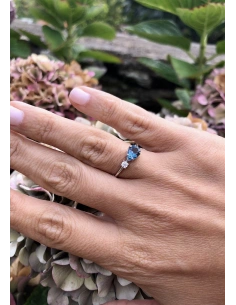 MIRAVELLE 18K white gold ring with brilliant cut diamond and pear cut London Blue topaz 2