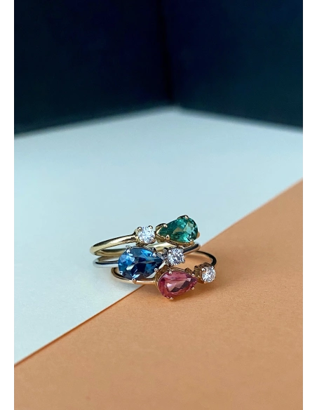 MIRAVELLE 18K white gold ring diamond & London Blue topaz