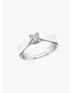 ITZÁ 18K white gold with brilliant cut diamonds solitaire ring 2