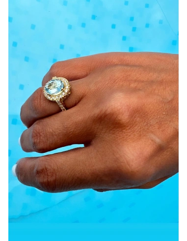 ELSA 18K yellow gold with diamonds and oval cut aquamarine halo ring