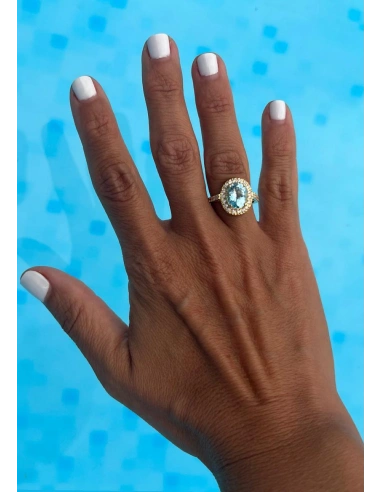 ELSA 18K yellow gold with diamonds and oval cut aquamarine halo ring