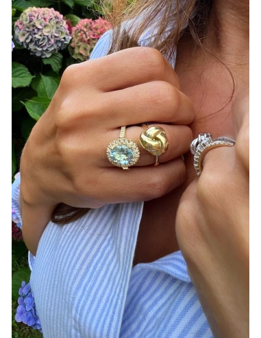 ELSA 18K yellow gold with diamonds and oval cut aquamarine halo ring