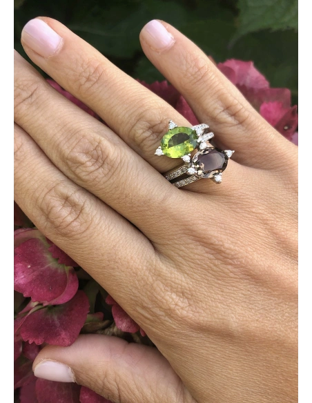 Anillo MERMAID en oro blanco 18K con diamantes, peridoto y cuarzo fumée|Anillos de Diamantes|Godiam Alta Joyería