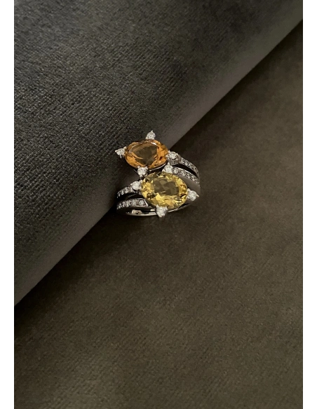 Anillo MERMAID en oro blanco 18K con diamantes, peridoto y cuarzo fumée|Anillos de Diamantes|Godiam Alta Joyería
