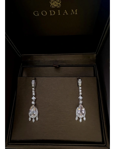 Brincos ROSÉE CASCADE ouro branco 18K diamantes e morganitas