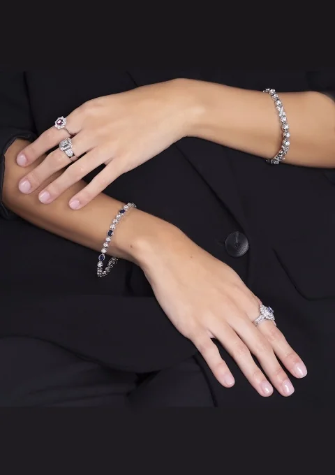 BLUE LUMIÈRE 18K white gold diamond and sapphire bracelet.