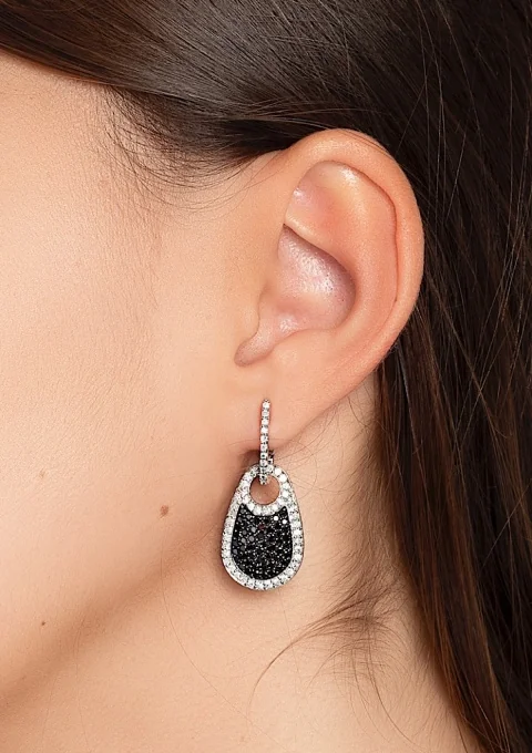 Pendientes desmontables CELINE en oro blanco de 18K con pavé de diamantes negros y blancos|Pendientes Desmontables|Godiam Alta Joyería